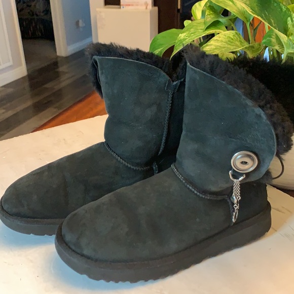 ugg azalea charm boots